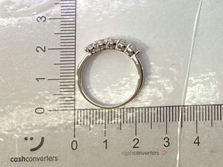 anillo oro 18k con piedra con diamante de laboratorio