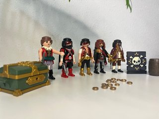 Playmobil Piratas con Cofre y Monedas