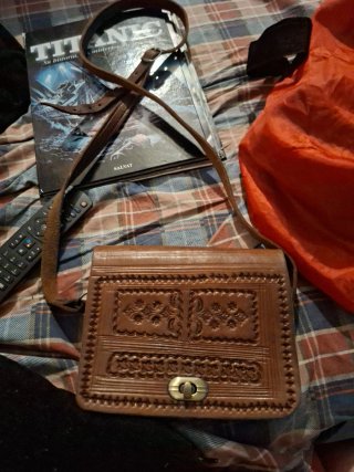 Bolso de mano de cuero genuino