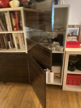 Mueble buffet madera y cristal