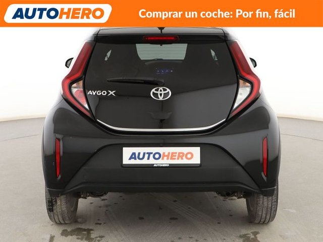 Toyota Aygo X Cross 1.0 Play