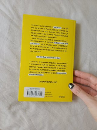 Libro La Vida Minimal. Cómo vivir ligero en un...