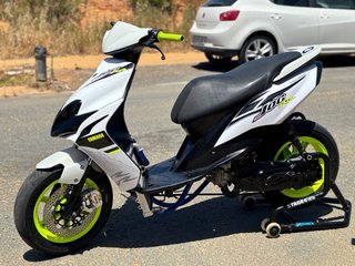 Yamaha Jog RR preparada Polini