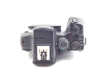 camara digital evil canon eos r10
