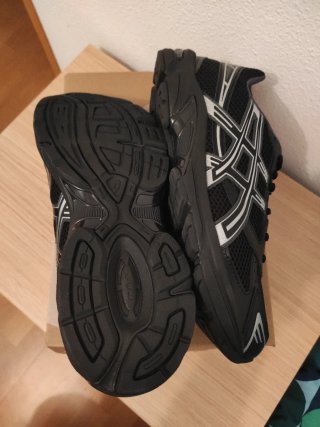 Asics Gel 1130 Negras Talla 44 Nuevas