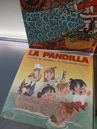 Lote 6 eps, vinilos, discos 7", infantiles, La pandilla, villancicos, El ratón cotolito...