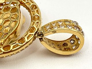 colgante oro 18k