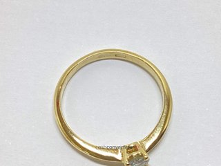 anillo oro 18k con piedra