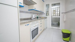 Piso en venta en Puerto de la Duquesa en Manilva