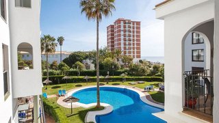 Piso en venta en Puerto de la Duquesa en Manilva