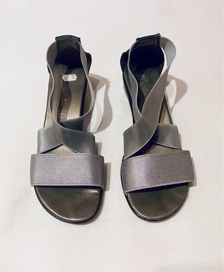 Maria Jaen - Sandalias plateadas (cuña) de piel 38