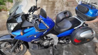 SUZUKI V-STROM 650CV. 2004  YÓ MUCHAS ENFERMEDADES