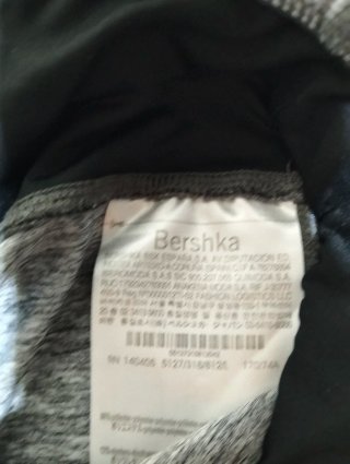 Camiseta deportiva Puma mujer y pantalón deportivo