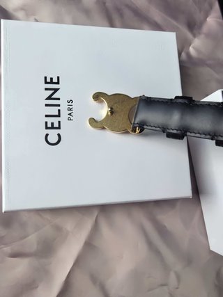 Cintura Celine Nera con Fibbia Dorata Triomphe
