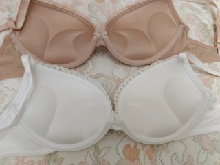 Lote 2 Sujetadores 85B beige y blanco