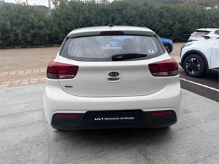 KIA Rio 1.2 DPi 62kW (84CV) Concept