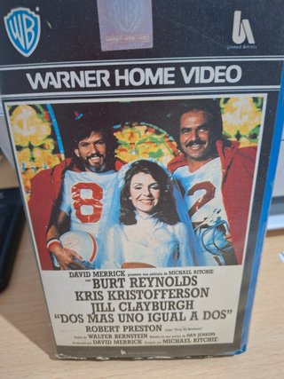 VHS Dos más uno igual a dos (Comedia)