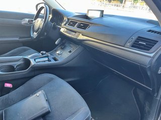 LEXUS CT 200h EXECUTIVE GPS Y CAMARA BATERIA NUEVA