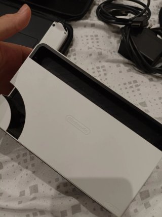 Nintendo Switch OLED Blanca y Negra