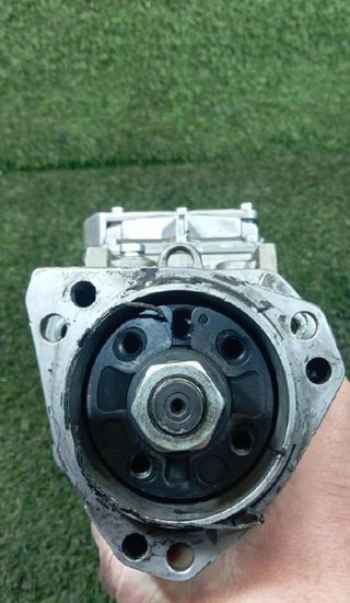 Nissan 1670069t63 04705004042 bomba cabstar 48287