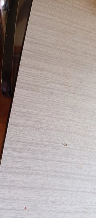 REGALO Mesa doble y 4 sillas vintage