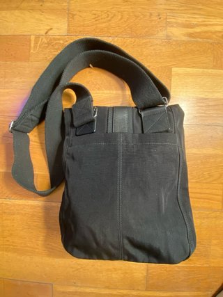 Bolso Cruzado Hugo Boss Negro Nylon y Piel