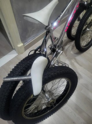 Bicicleta Trial Monty T219