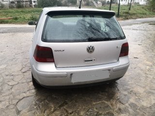 Volkswagen Golf 2000