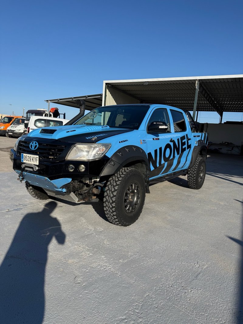 Toyota Hilux 2015 - foto 1