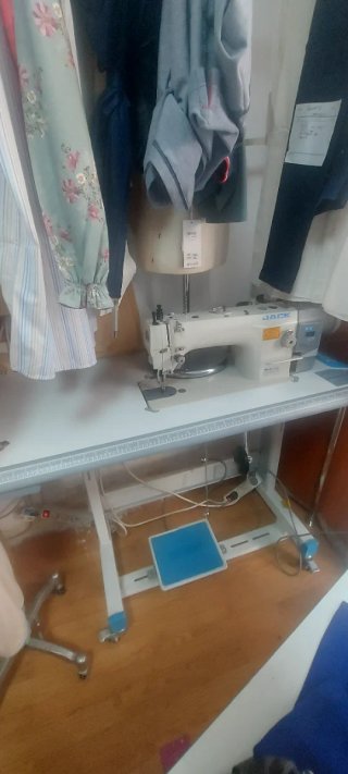 Máquina de coser JACK doble arrastre