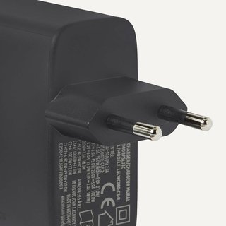 Cargador Amazon Basics GaN 120W 3 Puertos