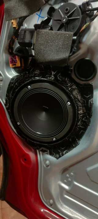 Instalación de sonido para coche.