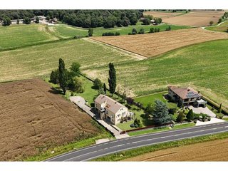 Casa en venta en Vall d´en Bas, la