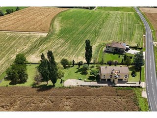 Casa en venta en Vall d´en Bas, la