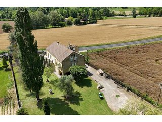 Casa en venta en Vall d´en Bas, la