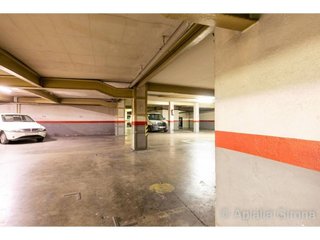 Garaje en venta en Eixample Nord – La Devesa en Girona