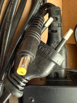 Cargador Original Sony AC-FX150 (9.5V) • NUEVO
