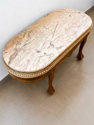 Mesa de centro mármol y madera tallada