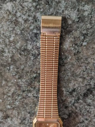 Reloj vintage chapado en oro