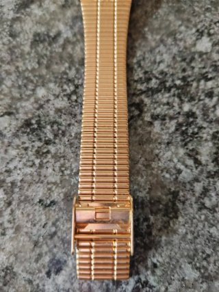 Reloj vintage chapado en oro