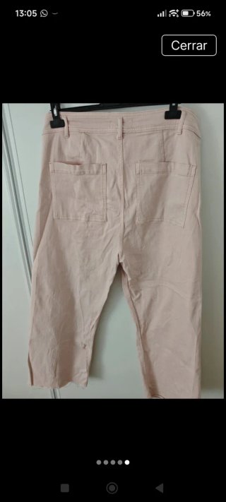 Pantalones vaqueros rosa bebé