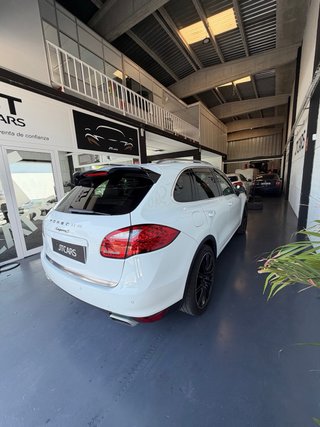 Porsche Cayenne 2012