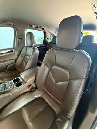 Porsche Cayenne 2012