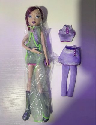 Muñeca Tecna Winx Mattel 2004
