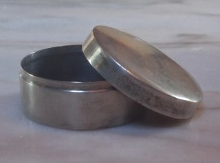 Antica Scatolina porta pillole argento 800