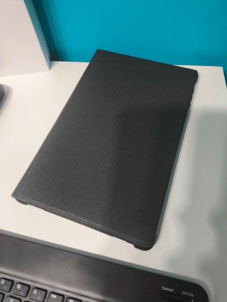Tablet 10 Negra con Funda