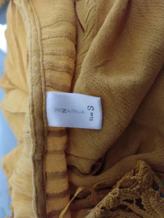 T-shirt donna gialla con pizzo
