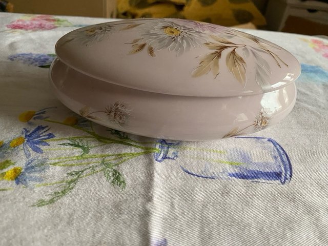 Scatola portagioie ovale rosa Limoges
