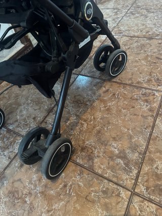 Silla de paseo ligera gris
