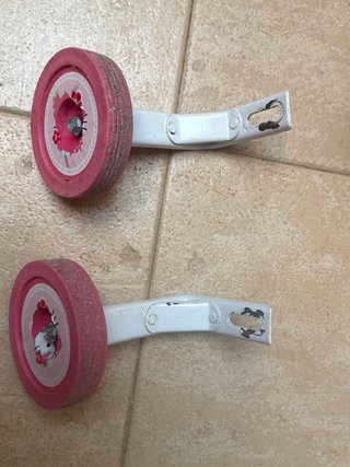 Bicicleta infantil Hello Kitty rosa